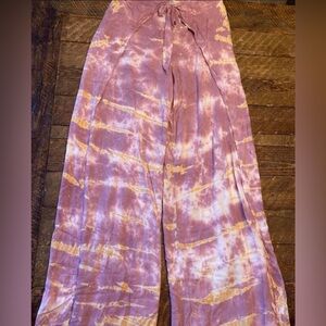 Women’s Pants (Size M)